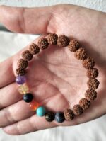 Pulsera 7 chakras y rudraksh 4